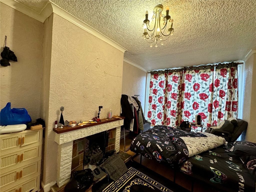 Property photo 3 of 7 Picture No. 08