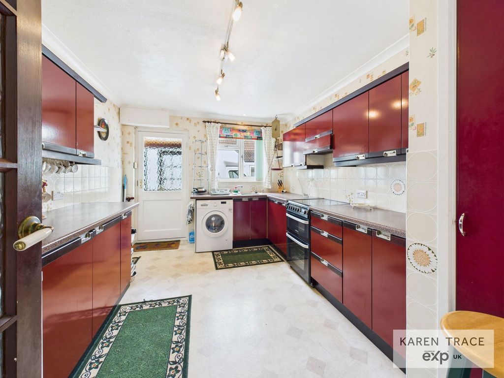 Property photo 2 of 15