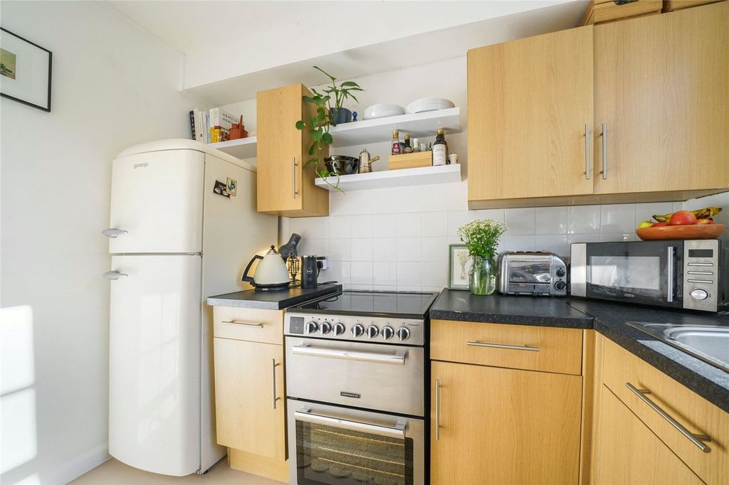 Property photo 2 of 15 Picture No. 09