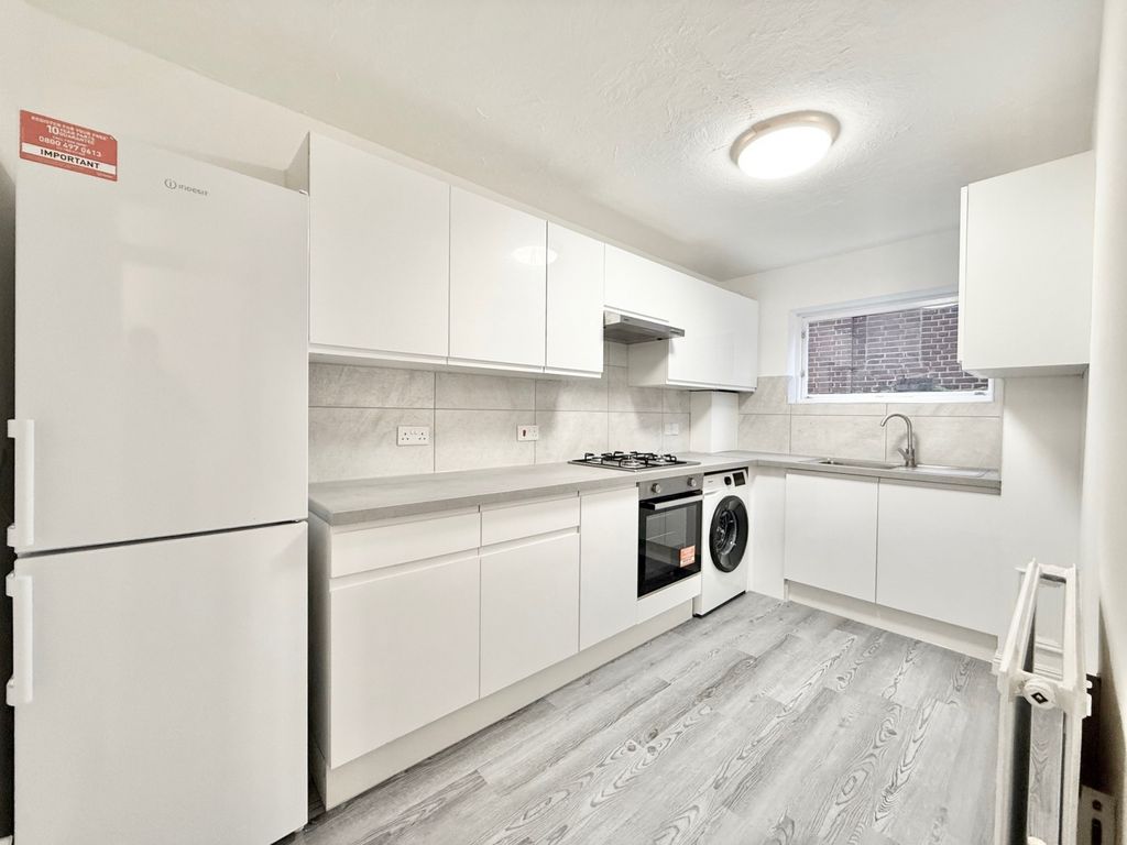 Property photo 1 of 14 1 Bedroom  For Rent