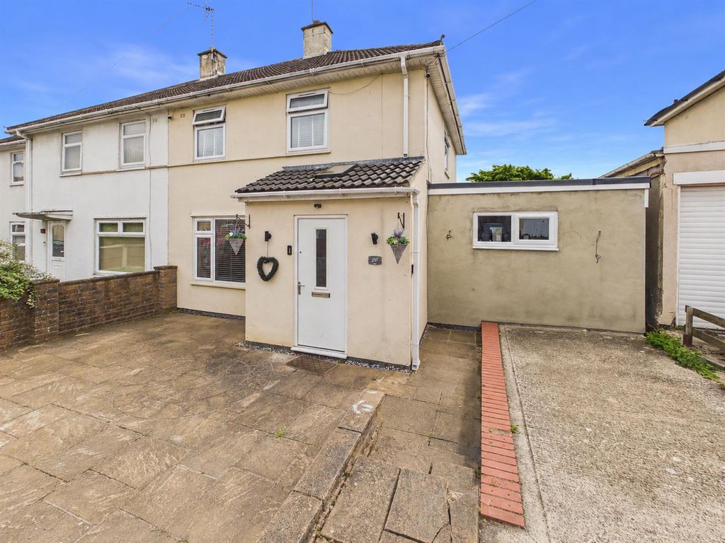 Property photo 1 of 11