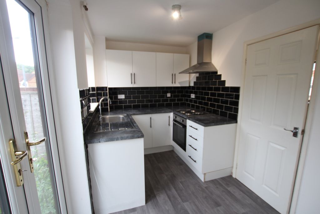 Property photo 3 of 14 Img_1150
