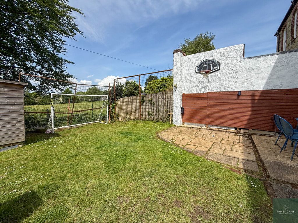 Property photo 3 of 30