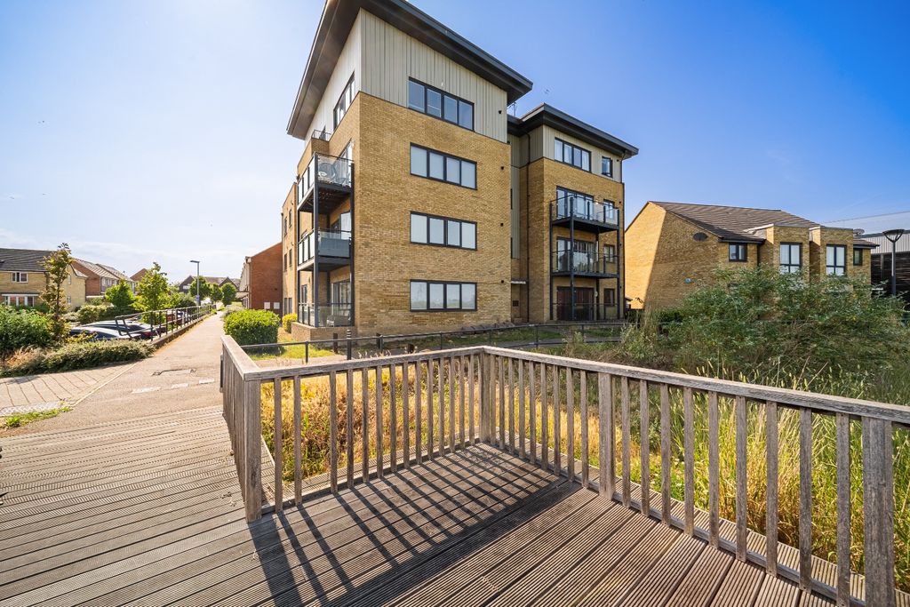Property photo 1 of 12 2712920