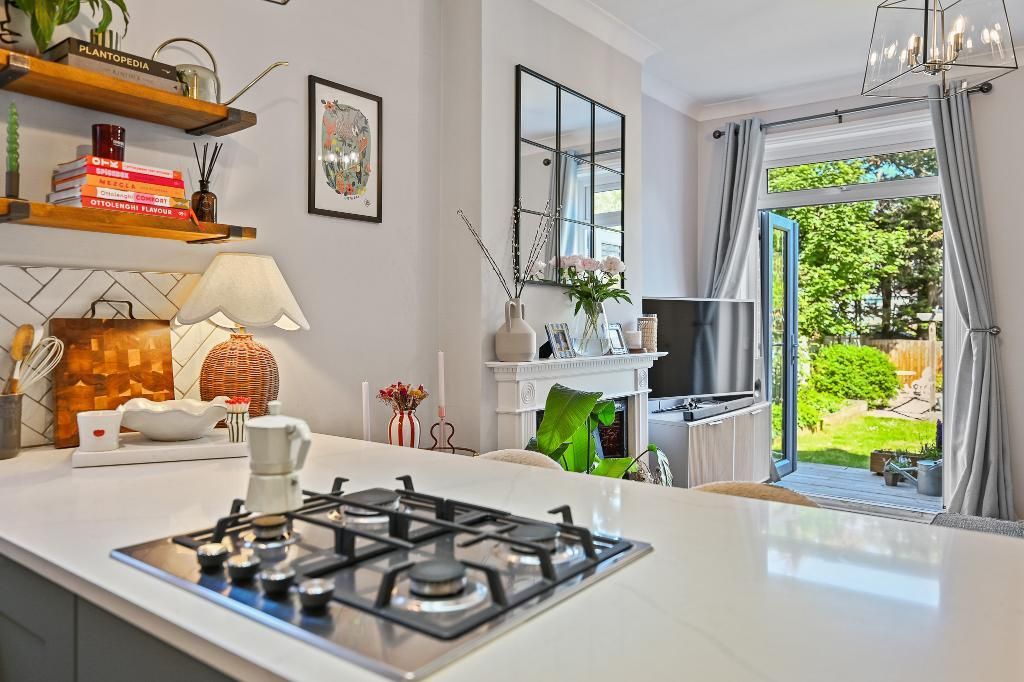 Property photo 3 of 14 Photo 3