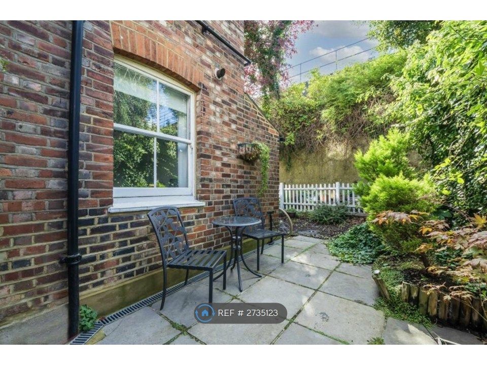 Property photo 2 of 5