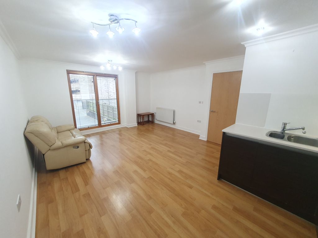 Property photo 3 of 10 Image