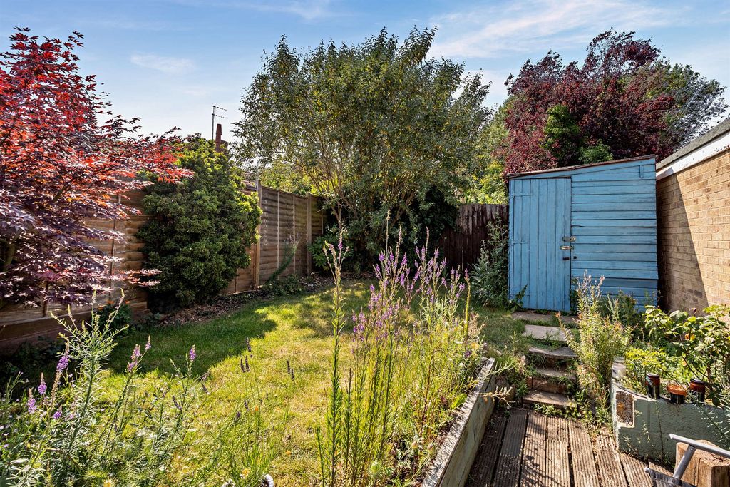Property photo 3 of 10