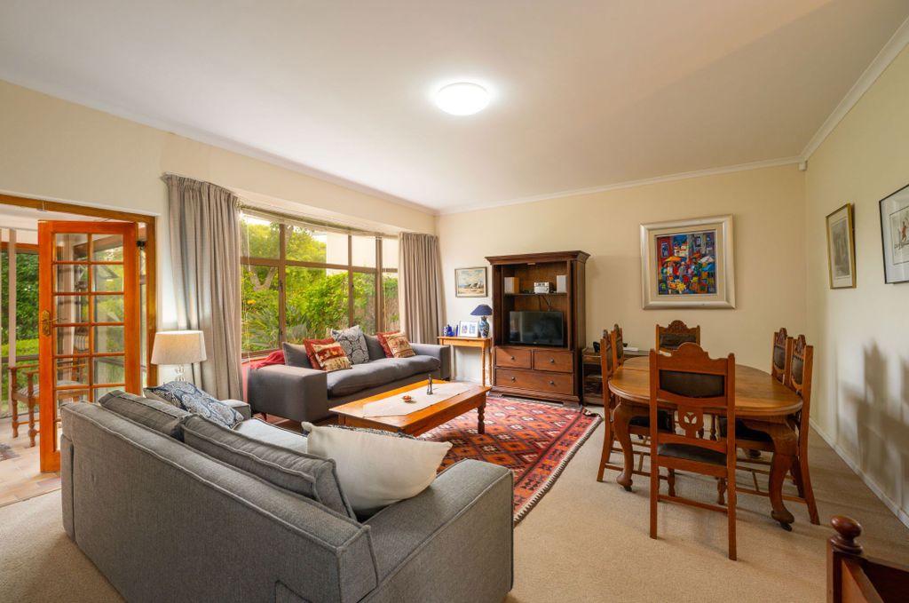 Property photo 1 of 25 Sw1697105