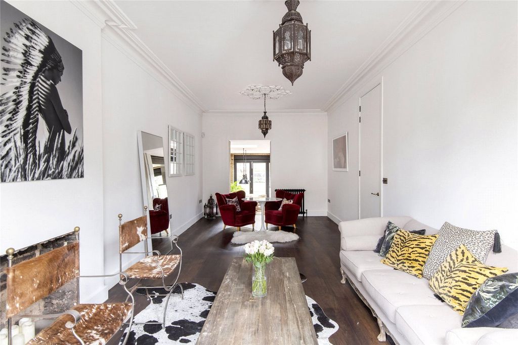 Property photo 2 of 25 Picture No. 03