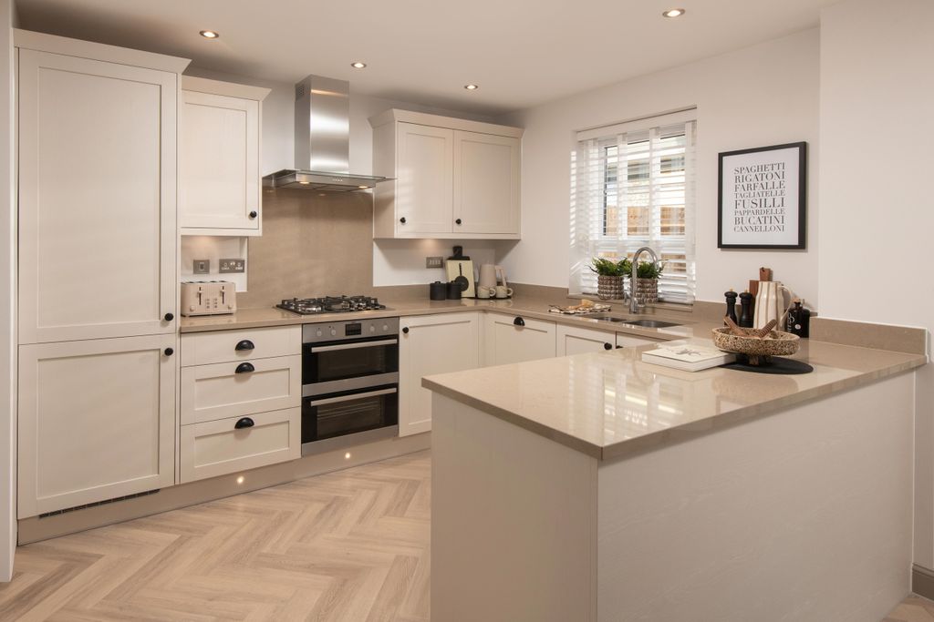 Property photo 2 of 10 Ashbourne Airfield Radleigh Kitchen