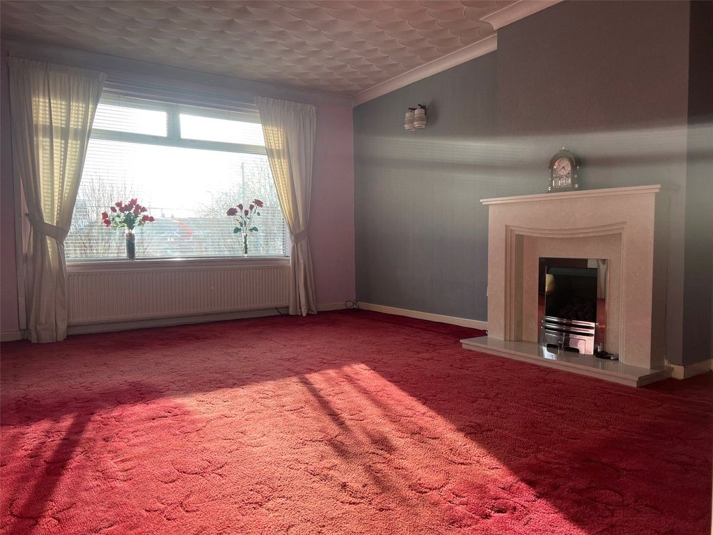 Property photo 3 of 16 Picture No. 21