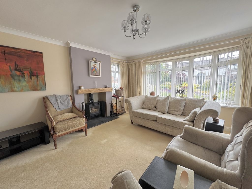 Property photo 3 of 20 Img_2097