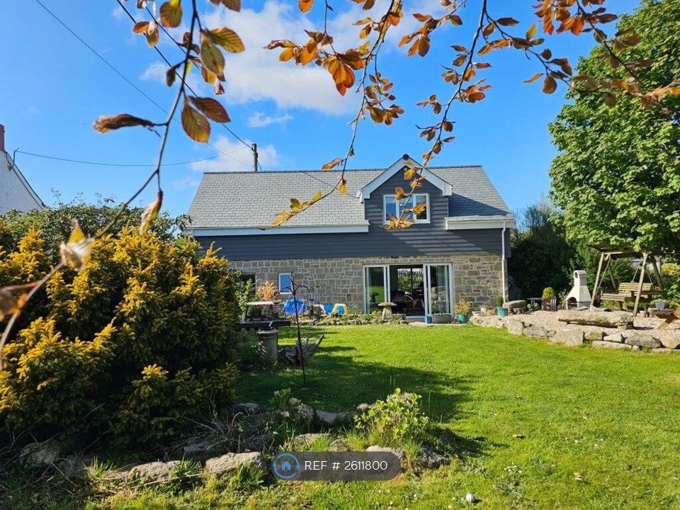 Property photo 3 of 8 House And Garden