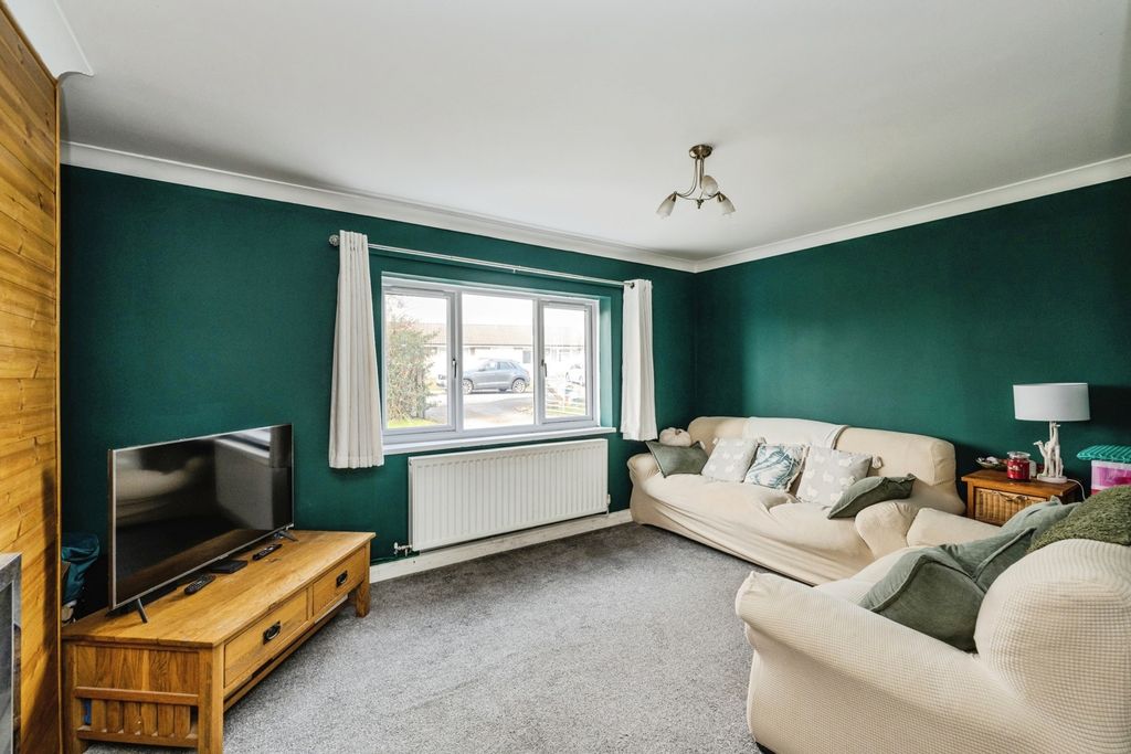 Property photo 3 of 18 Pbox-Img.Jpg