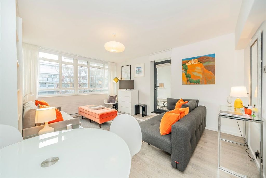 Property photo 1 of 4