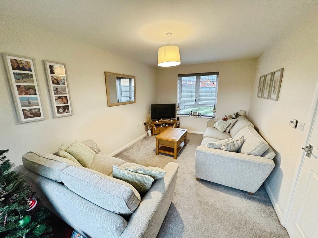 Property photo 2 of 16 86F81547-Img_7498