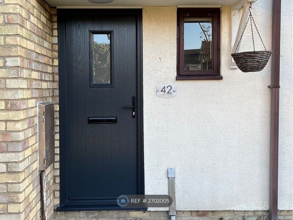 Property photo 2 of 9