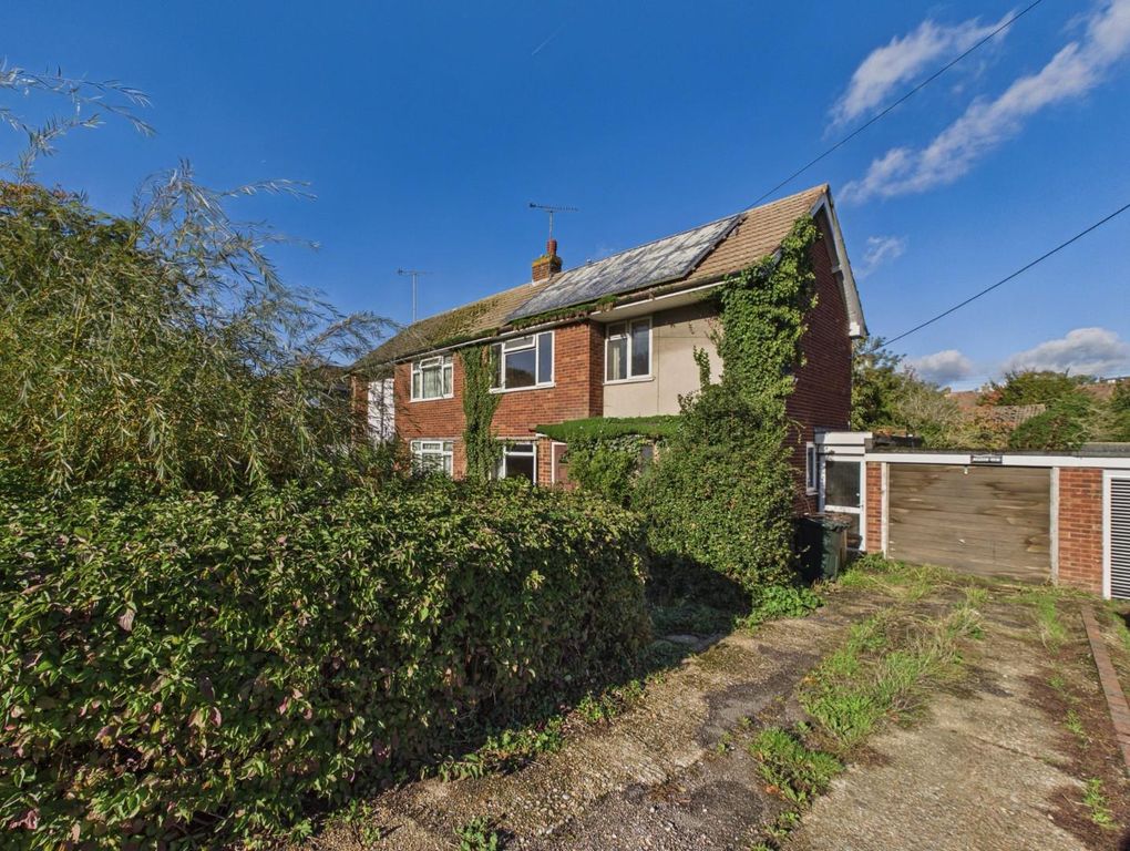 Property photo 1 of 13 Cam05010G0-Pr0226-Still024.Jpg