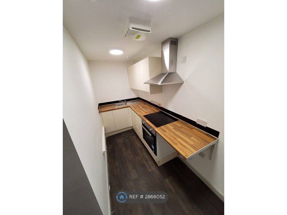 Property photo 1 of 4