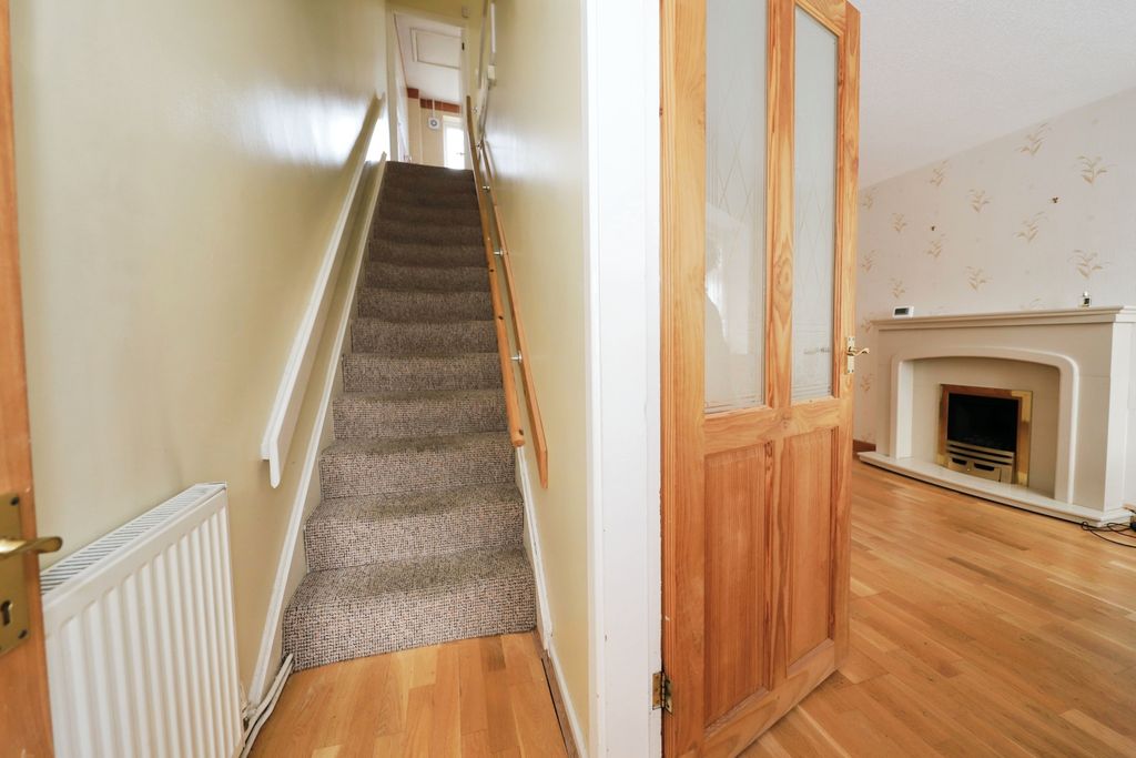 Property photo 2 of 17 Photography