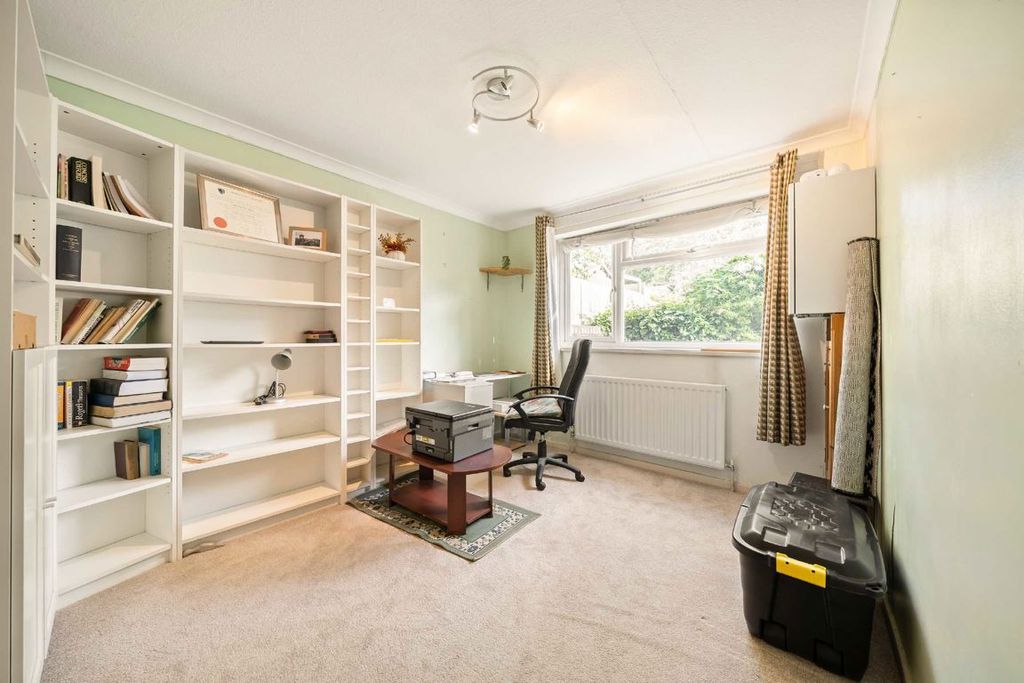 Property photo 3 of 7
