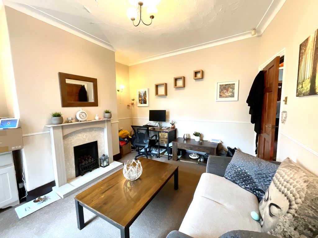 Property photo 3 of 9