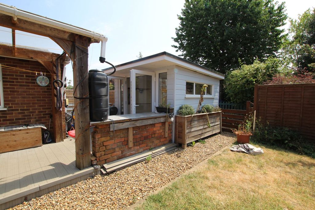 Property photo 3 of 22