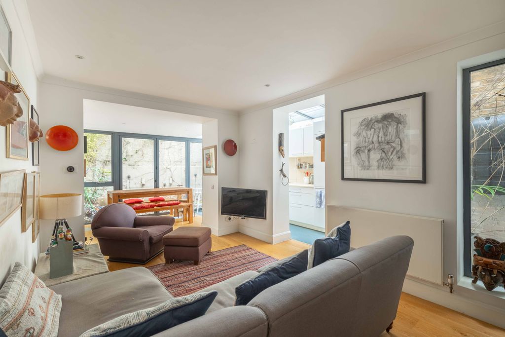 Property photo 2 of 14 Picture 2