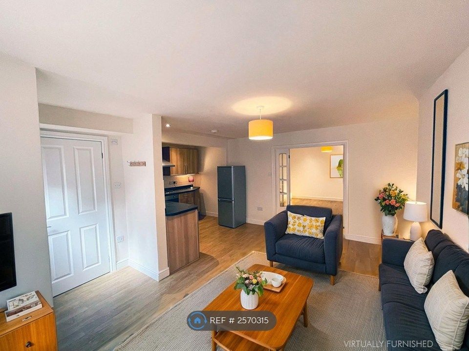 Property photo 3 of 8 Reception (Virtually Furnished)