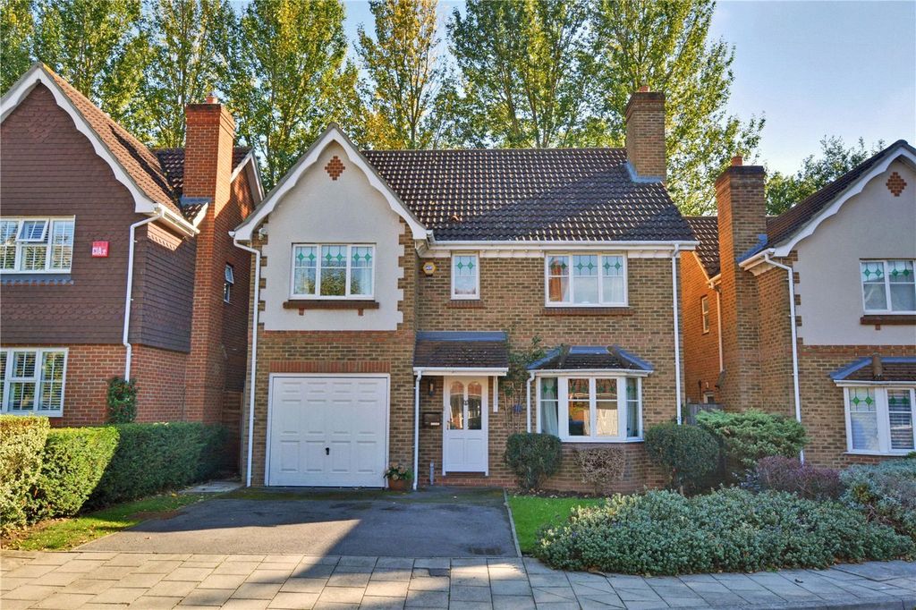 Property photo 1 of 27 Picture No. 24
