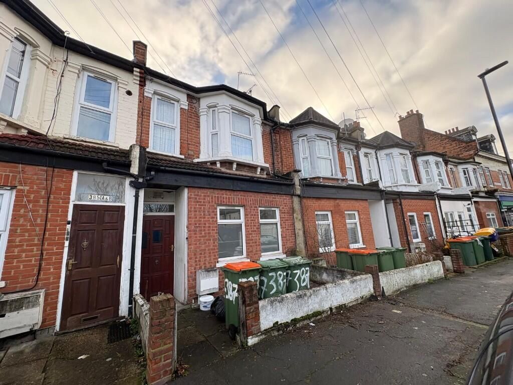 Property photo 1 of 8 2 Bedroom Flat Available To Rent In East Ham.