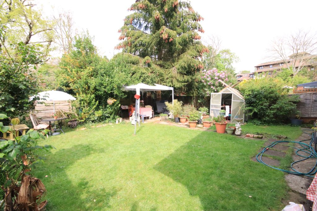 Property photo 2 of 6