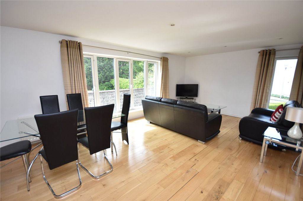 Property photo 3 of 12 Photo 3