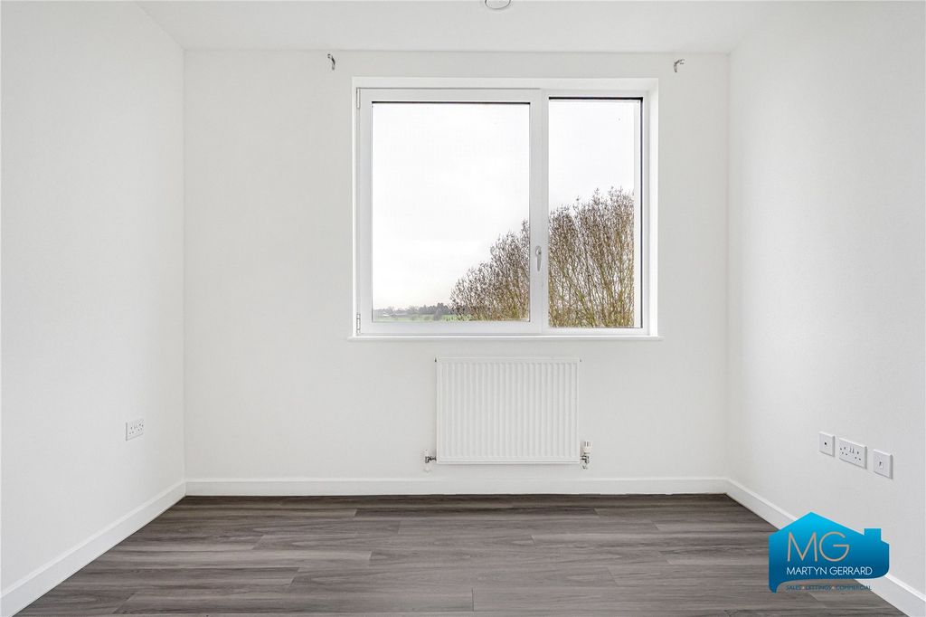 Additional image 22 of 3 bed flat to rentMedawar Drive, London NW7