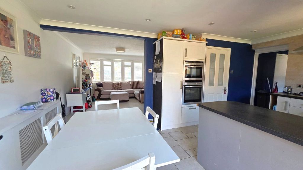 Property photo 3 of 16 Picture No. 07