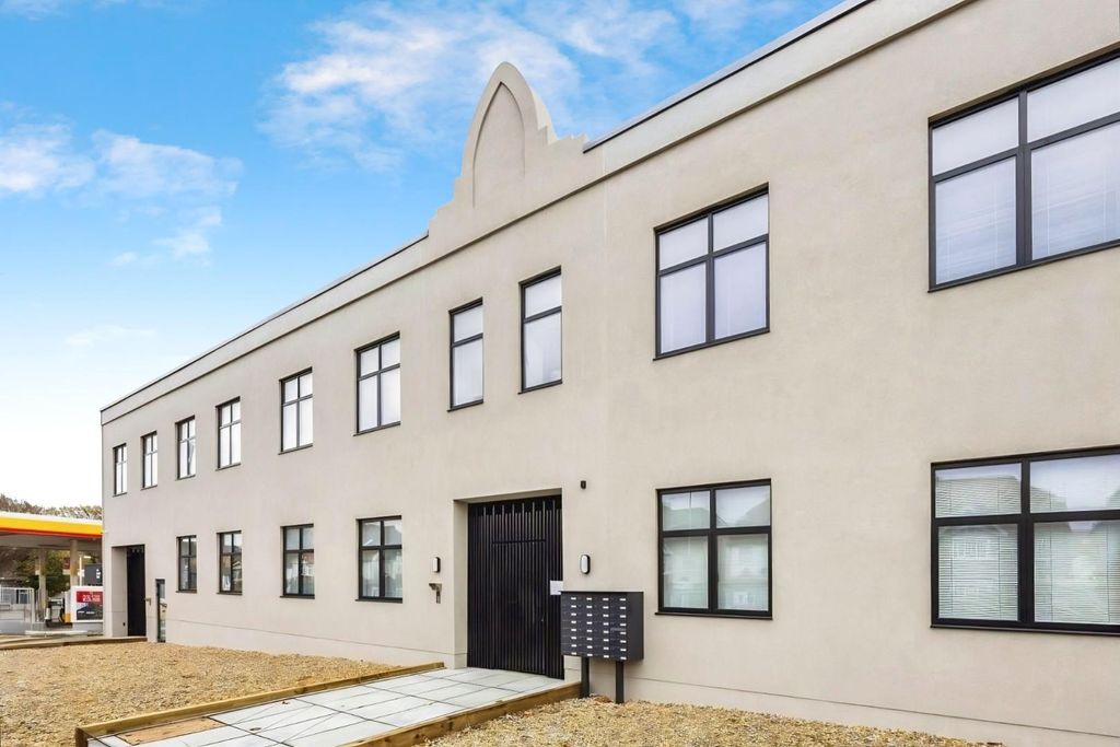 Property photo 1 of 9 Front2.Jpeg