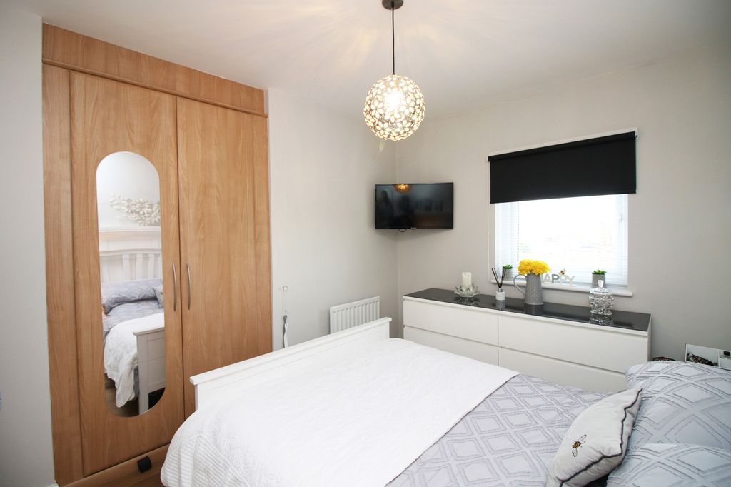 Additional image 12 of 2 bed flat for saleWindward Avenue, Fleetwood FY7