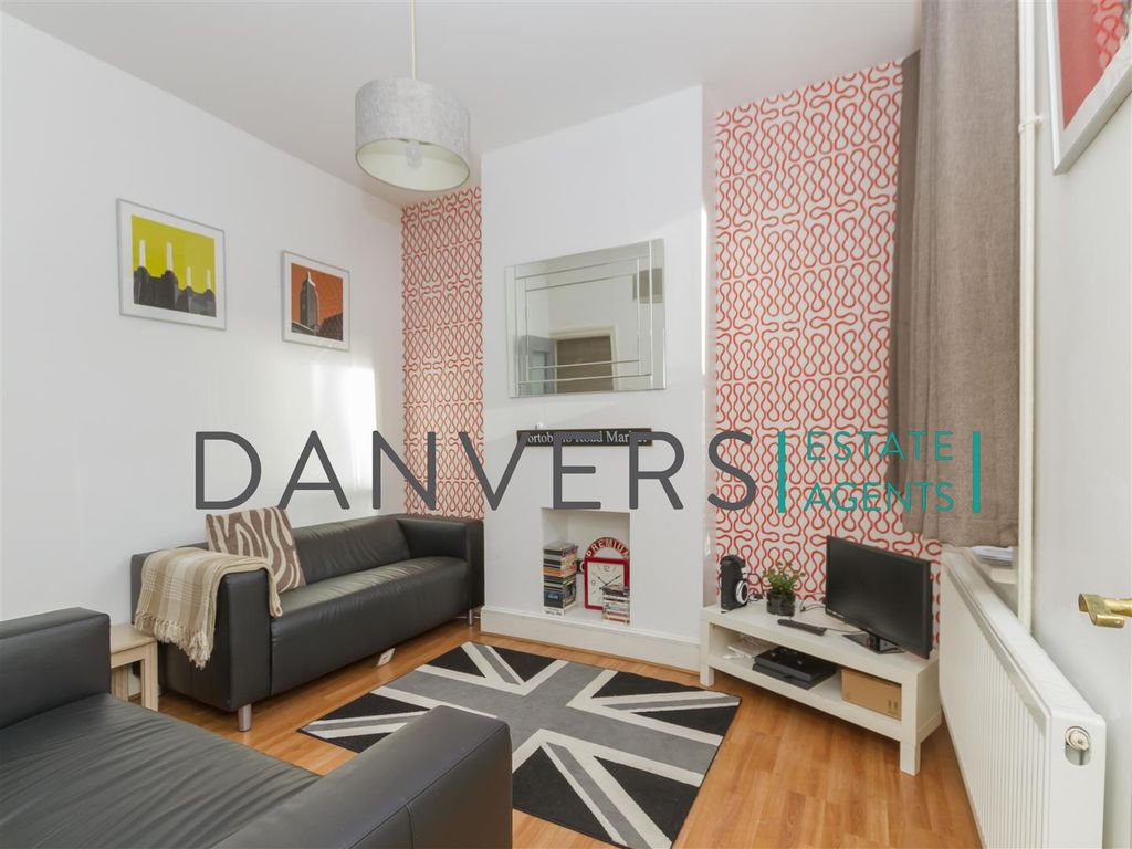 Property photo 2 of 5 35 Norman St Marketing Shots 5.Jpg