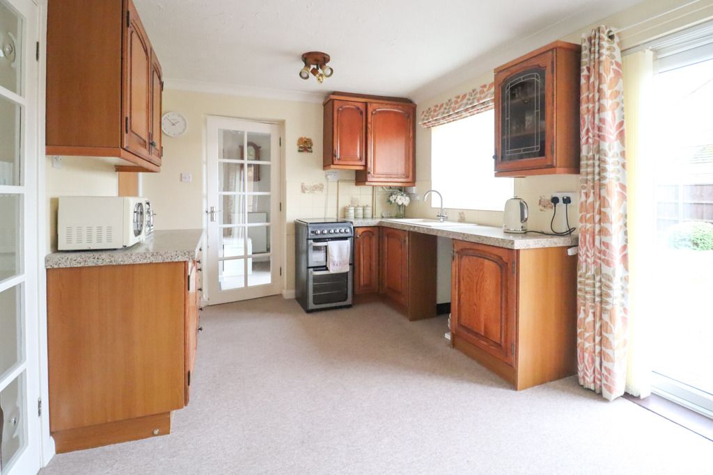 Property photo 3 of 18 4660556