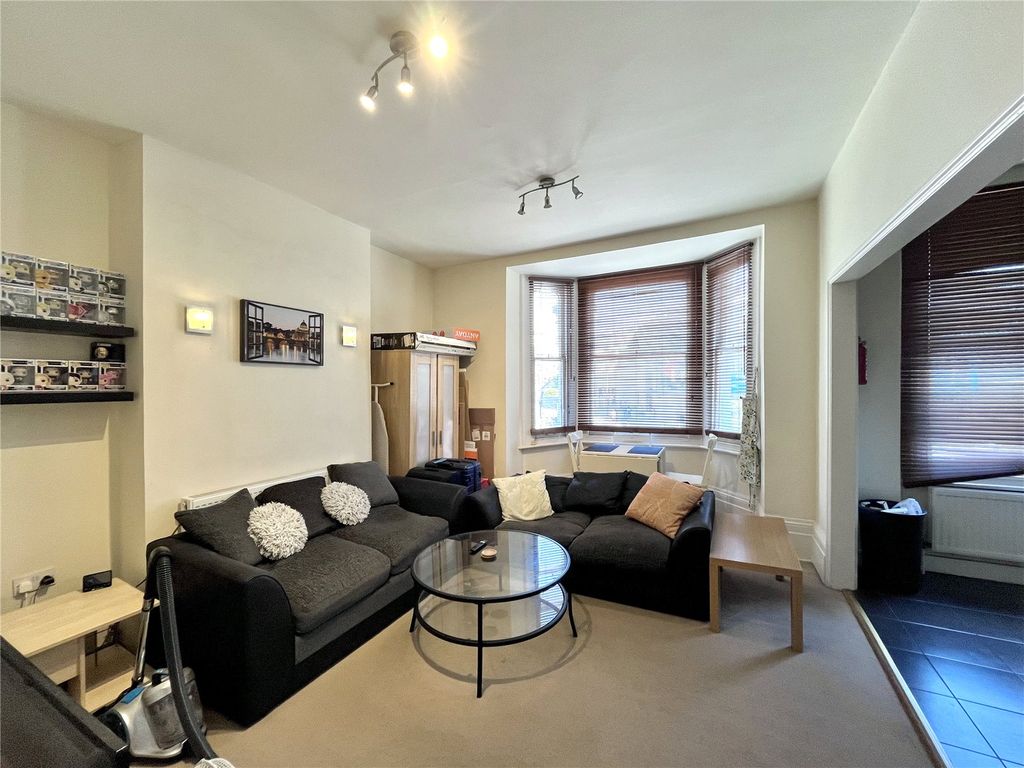 Property photo 2 of 7 Picture No. 04