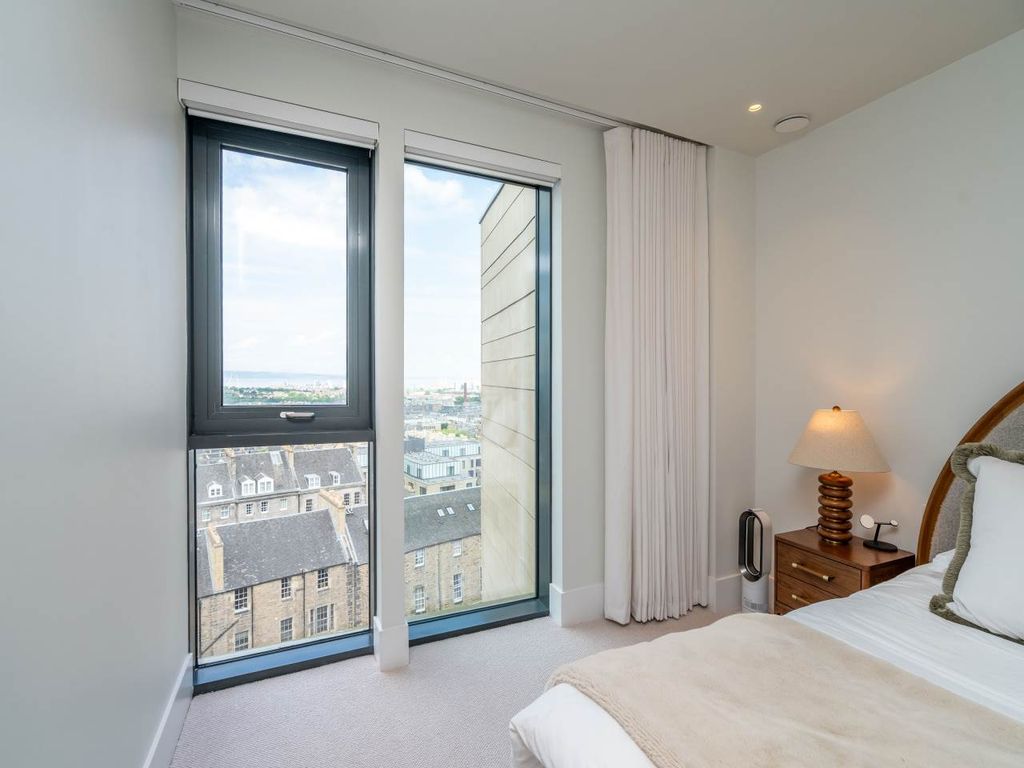 Additional image 13 of 3 bed flat for saleSt. James Place, Edinburgh EH1