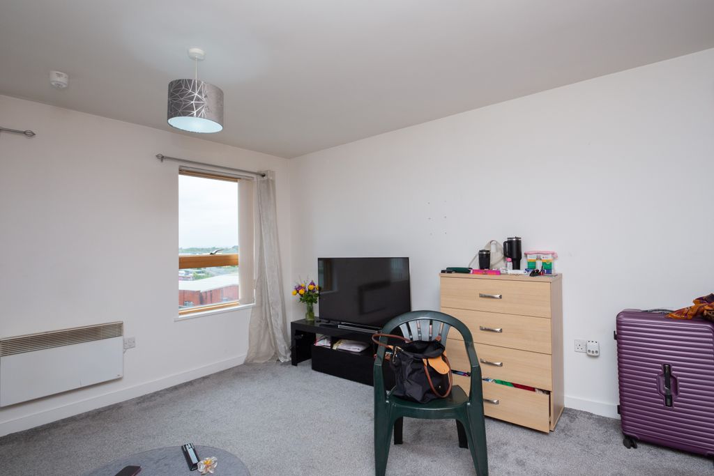 Property photo 3 of 22
