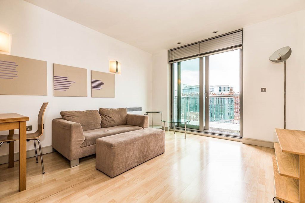 Property photo 3 of 8 Picture No. 02