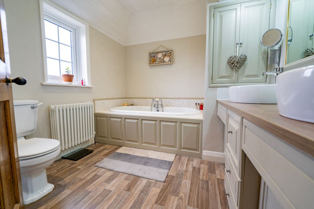 Additional image 24 of 4 bed detached house for saleField House, 184 Derby Road, Ilkeston DE7