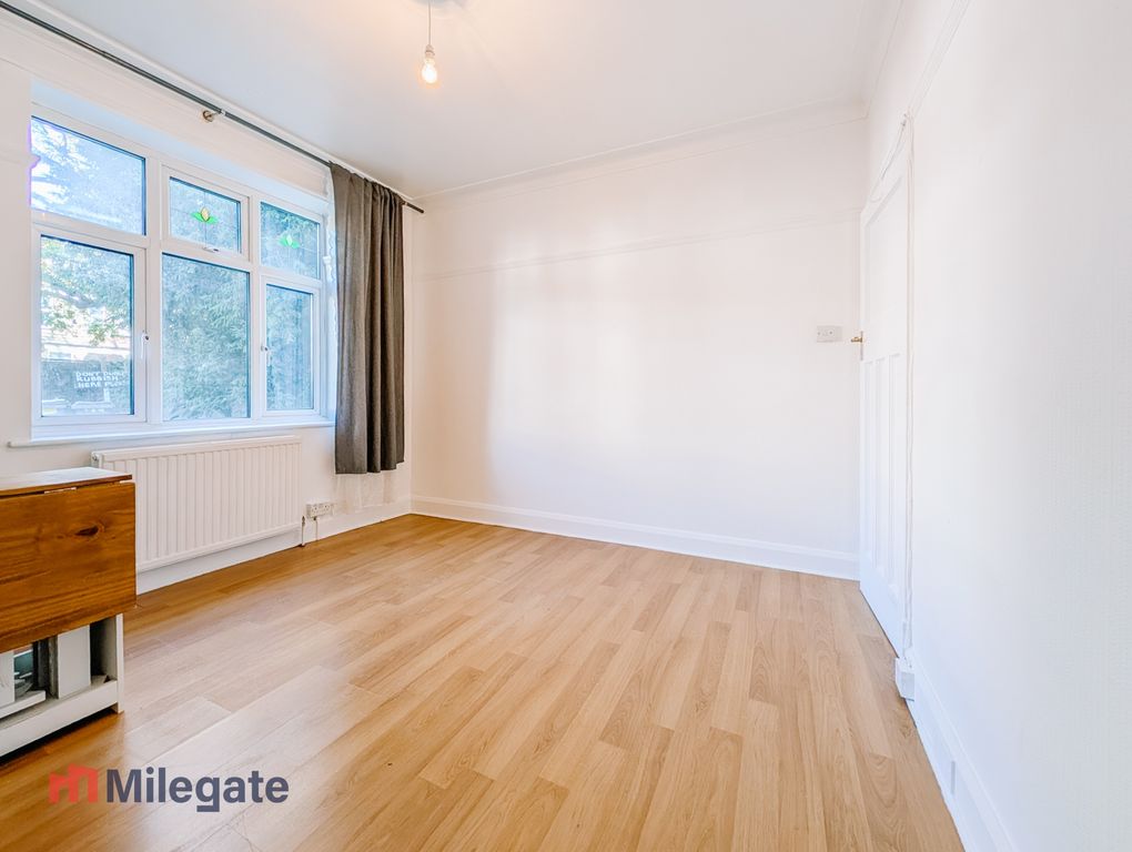 Property photo 2 of 9 Photo 2