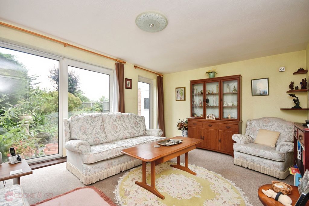 Property photo 3 of 10