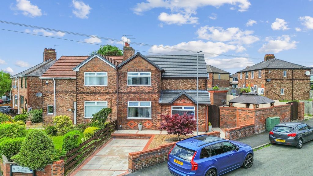 Property photo 1 of 33