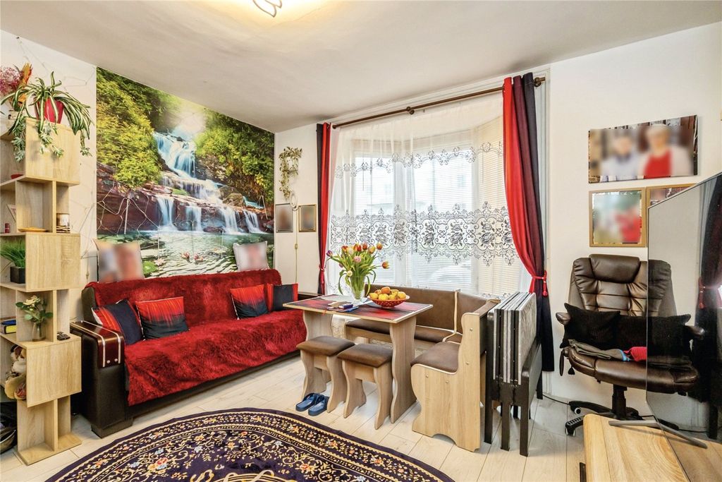 Property photo 2 of 12 Picture No. 02