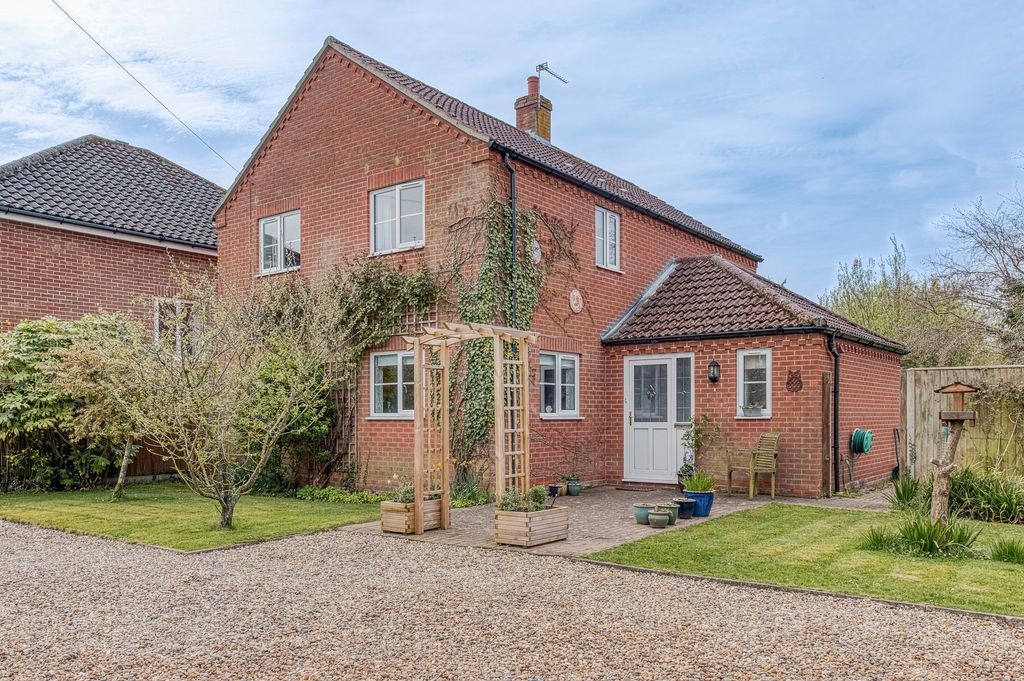 Property photo 1 of 23